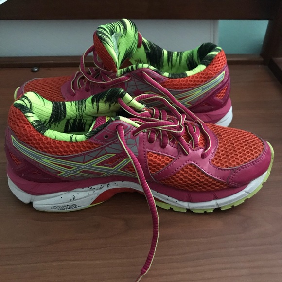 ASICS GT-2000 3 LITE-SHOW WOMEN’S RUNNING SHOE - Picture 7 of 8